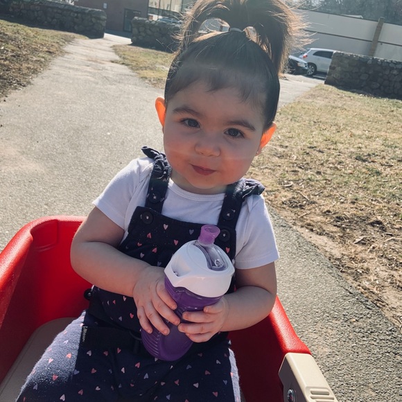 Meet Your Posher! - Picture 2 of 4